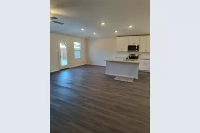 315 Canyon Oaks Drive, Greenville, TX 75402 - Photo 3
