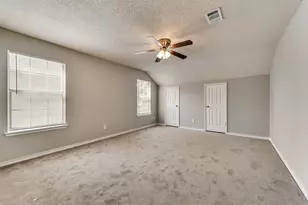 503 Las Cruces Dr, Irving, TX 75063 - Photo 11