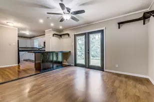 11049 Paddock Cir, Dallas, TX 75238 - Photo 7