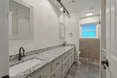 2400 W Lavender Lane, Arlington, TX 76013 - Photo 19