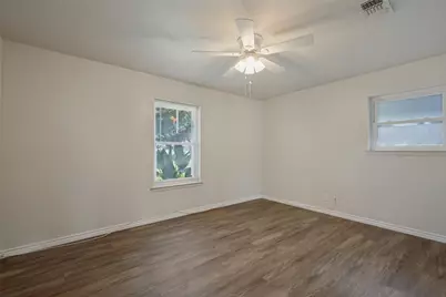 2400 W Lavender Lane, Arlington, TX 76013 - Photo 17