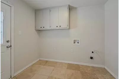 2400 W Lavender Lane, Arlington, TX 76013 - Photo 13
