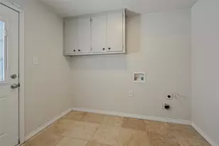 2400 W Lavender Ln, Arlington, TX 76013 - Photo 13