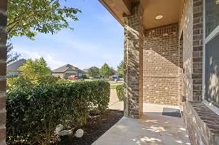 620 Redwood Dr, Greenville, TX 75402 - Photo 5