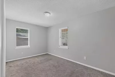 2402 Loyce Drive, Mesquite, TX 75149 - Photo 19