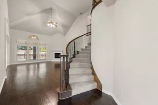 709 Netherfield Pkwy, Mansfield, TX 76063 - Photo 3