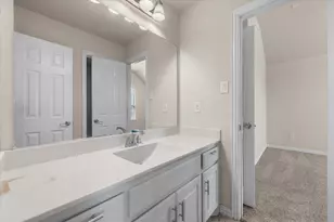 709 Netherfield Pkwy, Mansfield, TX 76063 - Photo 33