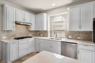 709 Netherfield Pkwy, Mansfield, TX 76063 - Photo 13