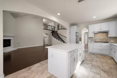709 Netherfield Parkway, Mansfield, TX 76063 - Photo 9