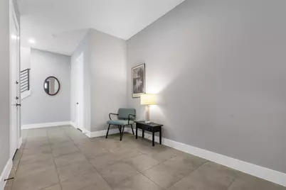 621 N Tyler Street #202, Dallas, TX 75208 - Photo 3