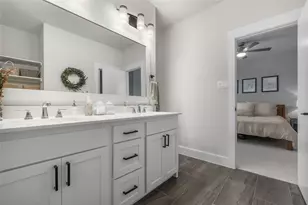 621 N Tyler St, Dallas, TX 75208 - Photo 17