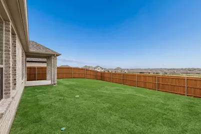 10624 Blakely Creek Road, Fort Worth, TX 76126 - Photo 35
