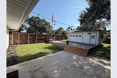 721 Hurstview Drive, Hurst, TX 76053 - Photo 15