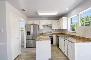 3315 Salmon St, Sachse, TX 75048 - Photo 9