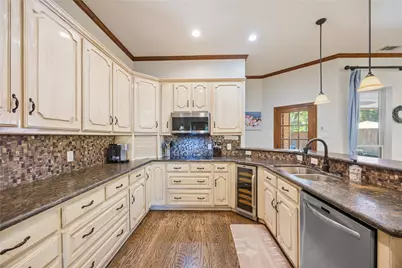 305 Brock Street, Coppell, TX 75019 - Photo 15