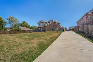 240 Teakwood Dr, Princeton, TX 75407 - Photo 25