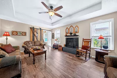 240 Dewey Court, Irving, TX 75060 - Photo 5