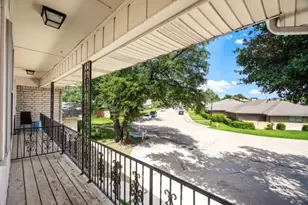 3621 Stables Ln, Dallas, TX 75229 - Photo 15