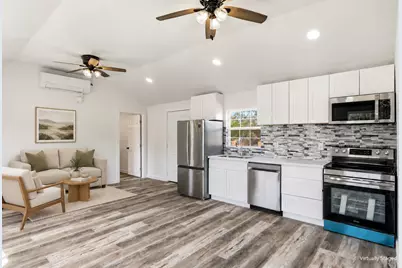 219 Cumberland Trail, Runaway Bay, TX 76458 - Photo 5