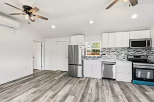 219 Cumberland Trail, Bridgeport, TX 76458 - Photo 23
