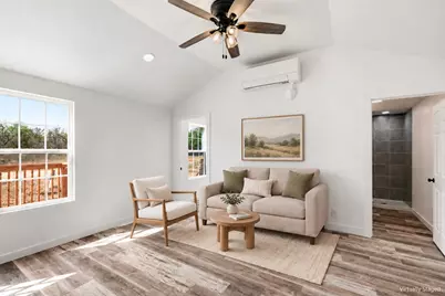 219 Cumberland Trail, Runaway Bay, TX 76458 - Photo 7