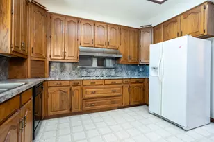 2300 W Main St, Lancaster, TX 75146 - Photo 21