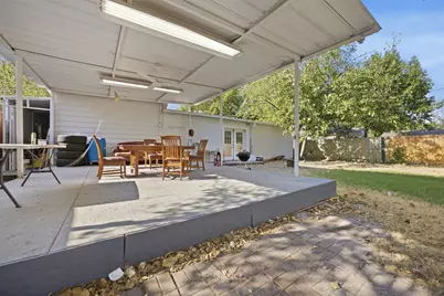 1801 Garden Oaks Drive, Irving, TX 75061 - Photo 31