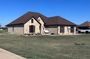 1055 Chartres, Oak Ridge, TX 75142 - Photo 3