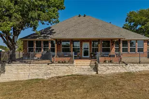 115 Lakeview Dr, Runaway Bay, TX 76426 - Photo 35