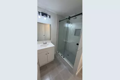 318 18th Street, Grand Prairie, TX 75051 - Photo 11