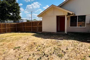 1701 Justin Lyn St, Arlington, TX 76012 - Photo 15