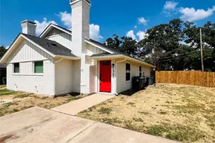 1701 Justin Lyn St, Arlington, TX 76012 - Photo 3