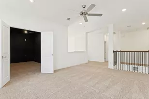 2121 Esher Dr, Little Elm, TX 75068 - Photo 17