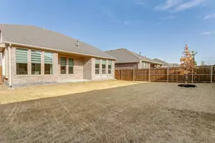 2121 Esher Dr, Little Elm, TX 75068 - Photo 25