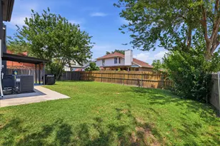 5321 Pocassett Dr, Arlington, TX 76018 - Photo 3