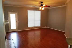 1100 Raleigh Dr, Lewisville, TX 75077 - Photo 9