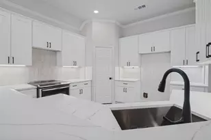 2907 Bluffview Dr, Garland, TX 75043 - Photo 11