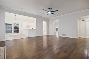 2907 Bluffview Dr, Garland, TX 75043 - Photo 7