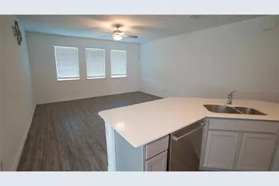 7109 Dandelion Road, McKinney, TX 75071 - Photo 9