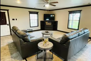 207 Emberson Chapel Rd, Pilot Point, TX 75068 - Photo 3