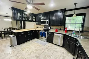 207 Emberson Chapel Rd, Pilot Point, TX 75068 - Photo 5