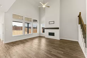 1751 Shumard St, Waxahachie, TX 75165 - Photo 5