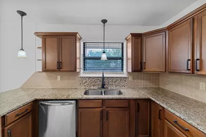 817 Warren Way, Richardson, TX 75080 - Photo 9