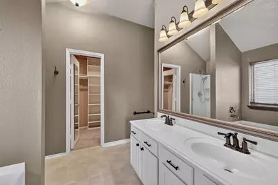 501 Roundrock Lane, Fort Worth, TX 76140 - Photo 19