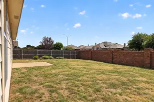 501 Roundrock Ln, Fort Worth, TX 76140 - Photo 27