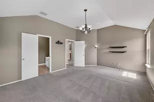 501 Roundrock Ln, Fort Worth, TX 76140 - Photo 17