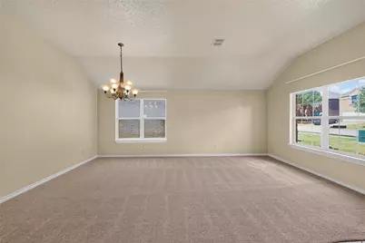 501 Roundrock Lane, Fort Worth, TX 76140 - Photo 5