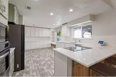 3700 Woodmont Court, Bedford, TX 76021 - Photo 9