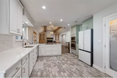 3700 Woodmont Court, Bedford, TX 76021 - Photo 7