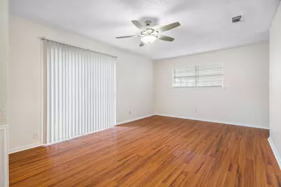 726 E Pecan Street, Hurst, TX 76053 - Photo 3